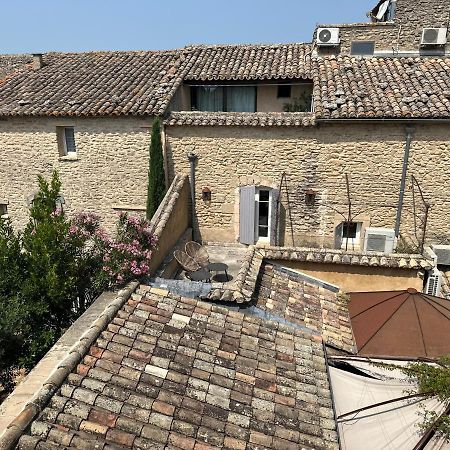 Les Chambres Du Vieux Bistrot Cabrieres-d'Avignon Luaran gambar