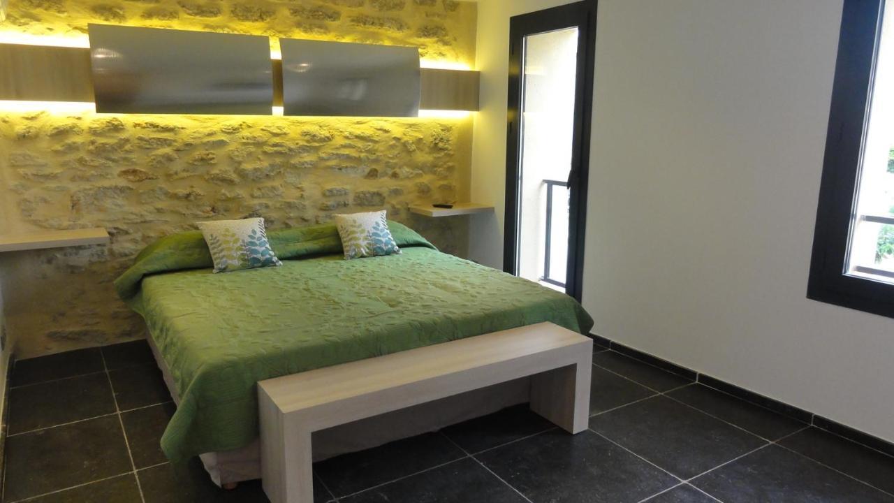 Les Chambres Du Vieux Bistrot Cabrieres-d'Avignon Luaran gambar