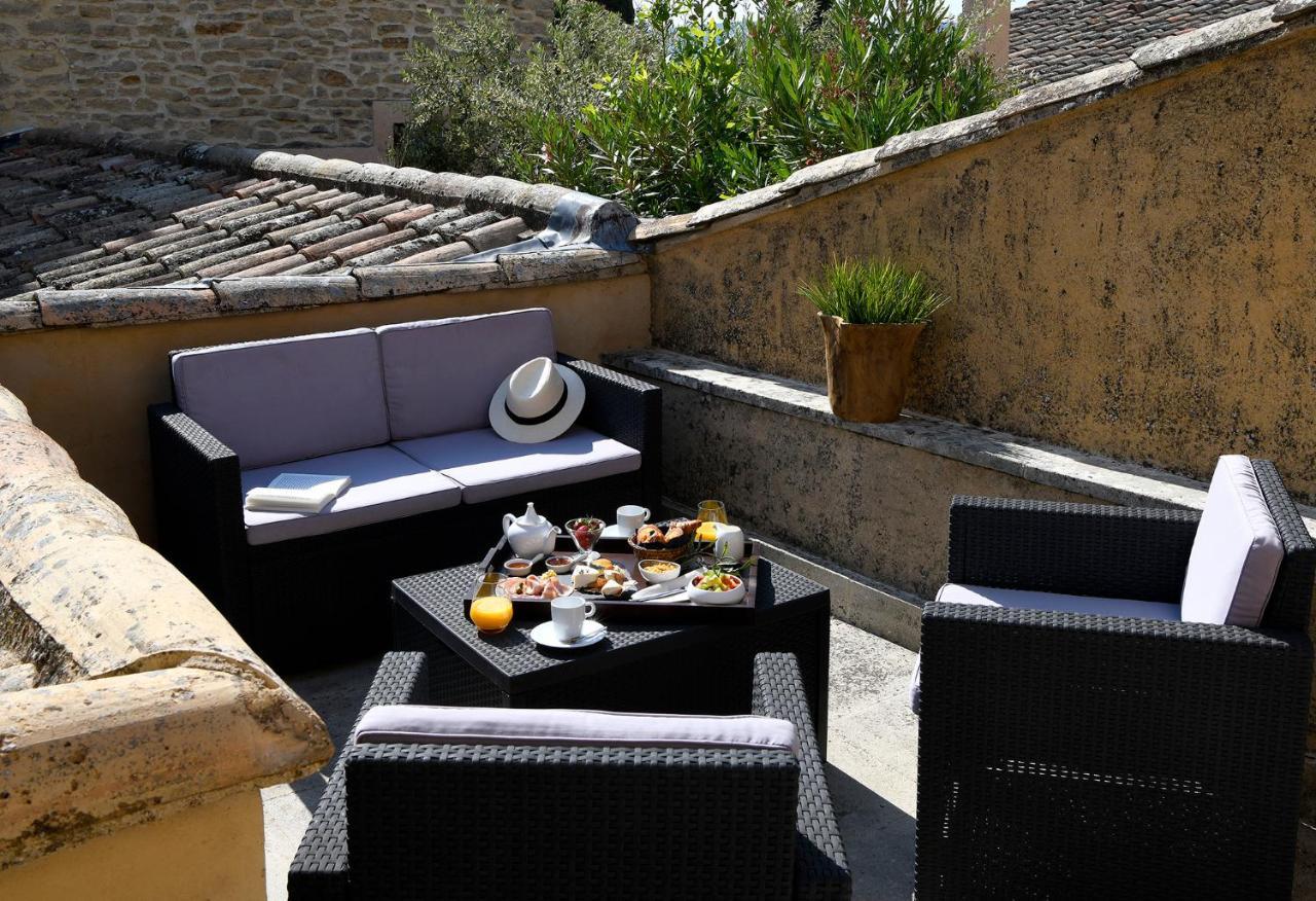 Les Chambres Du Vieux Bistrot Cabrieres-d'Avignon Luaran gambar